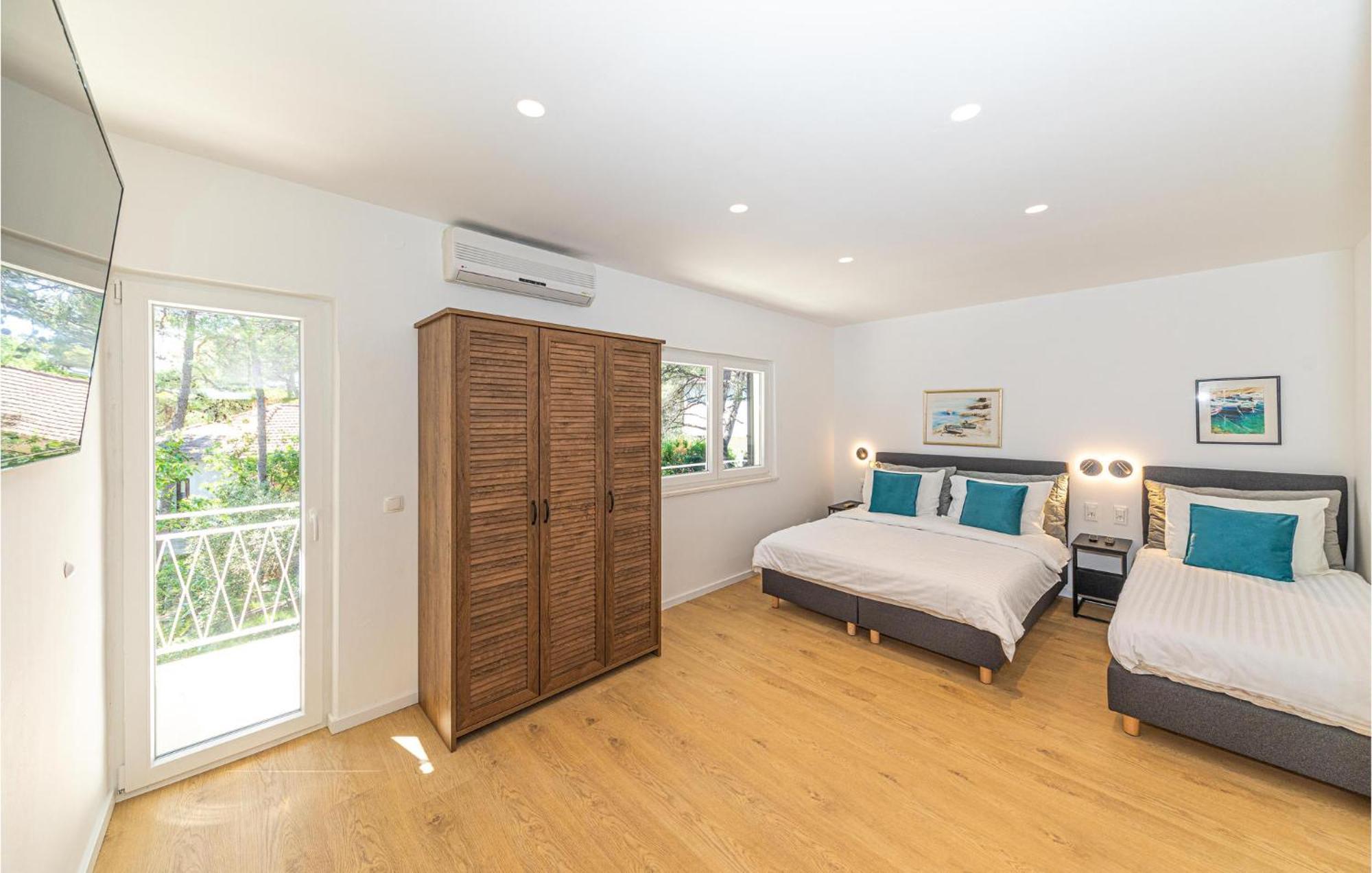 3 Bedroom Lovely Home In 야드리야 외부 사진