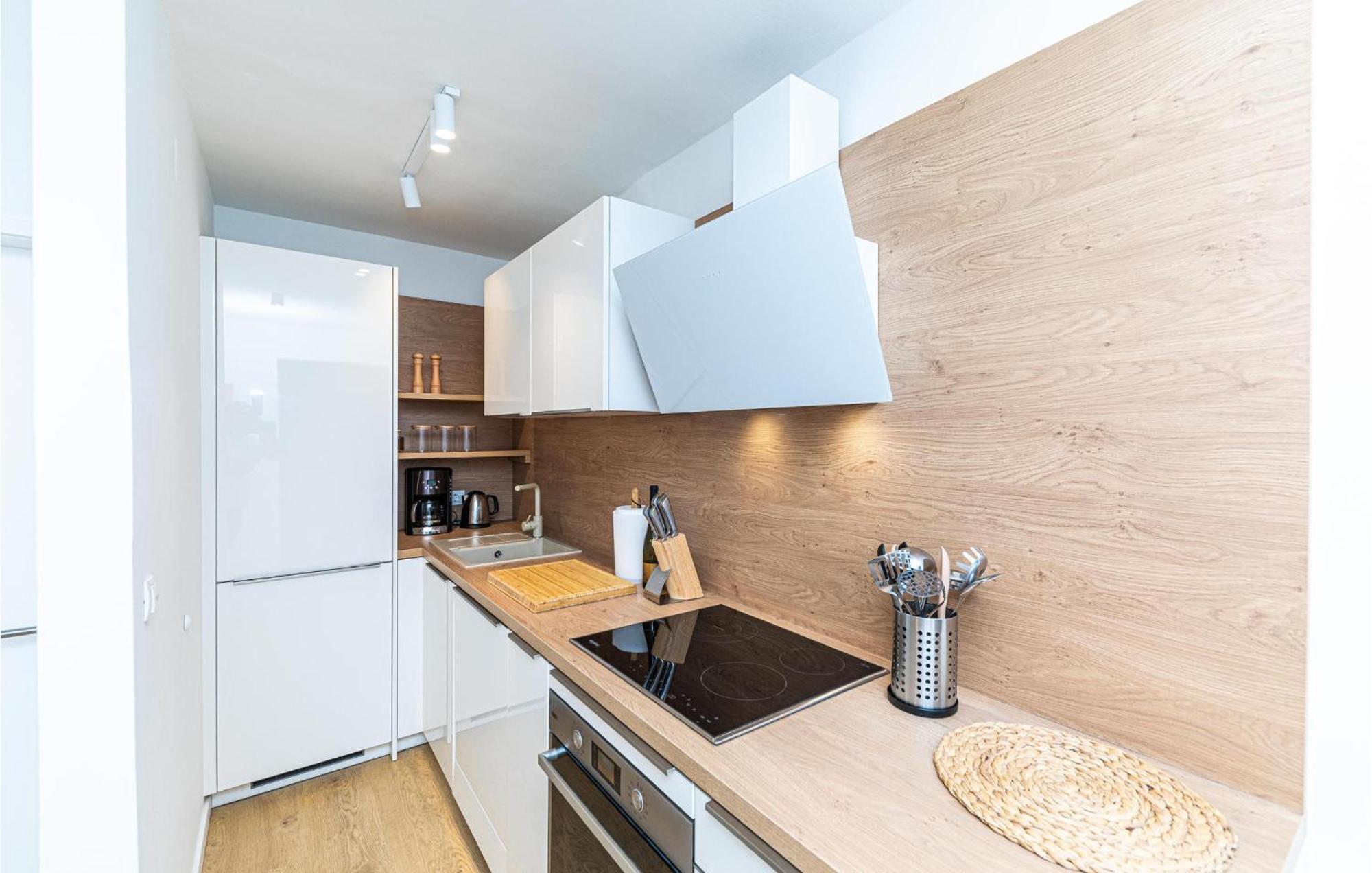 3 Bedroom Lovely Home In 야드리야 외부 사진