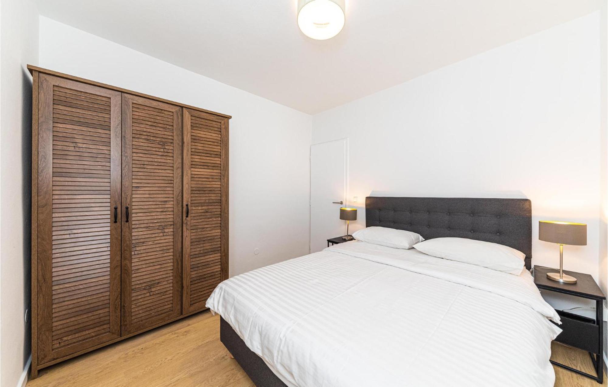 3 Bedroom Lovely Home In 야드리야 외부 사진
