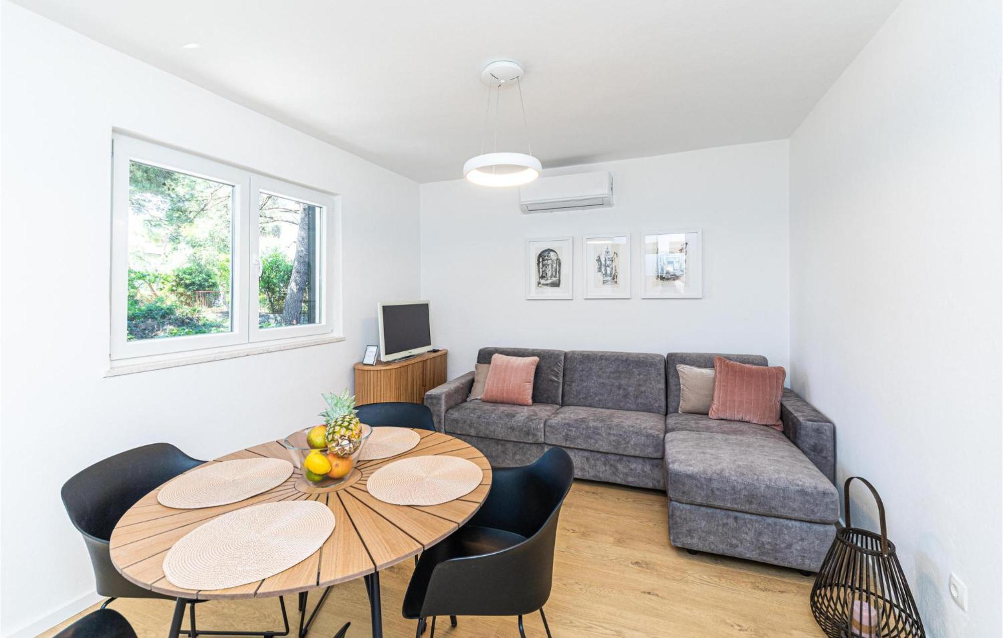 3 Bedroom Lovely Home In 야드리야 외부 사진